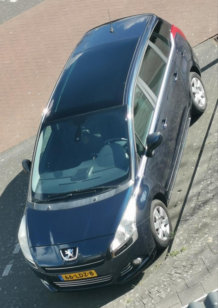 Peugeot 5008 1.6 THP 7PL 2010 Blauw nieuwe APK, Auto's, Voorwielaandrijving, Blauw, Handgeschakeld, Particulier