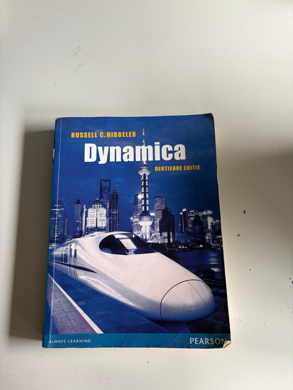 Dynamica (dertiende editie) - Russell C. Hibbeler, Ophalen of Verzenden, Beta, Gelezen, HBO