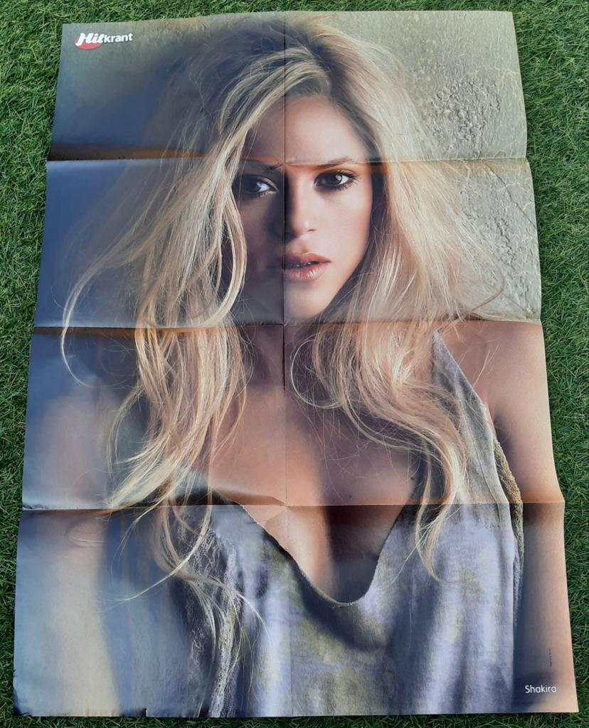 Grote Poster Hitkrant 2009 Shakira / GTST cast, Ophalen of Verzenden, Gebruikt, A1 t/m A3, Muziek