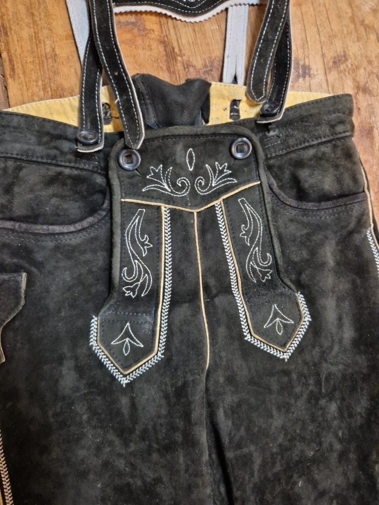 Stoere kinder lederhosen, Beckert modern, Djt@dejuistetoon.eu, Ophalen of Verzenden, Zo goed als nieuw