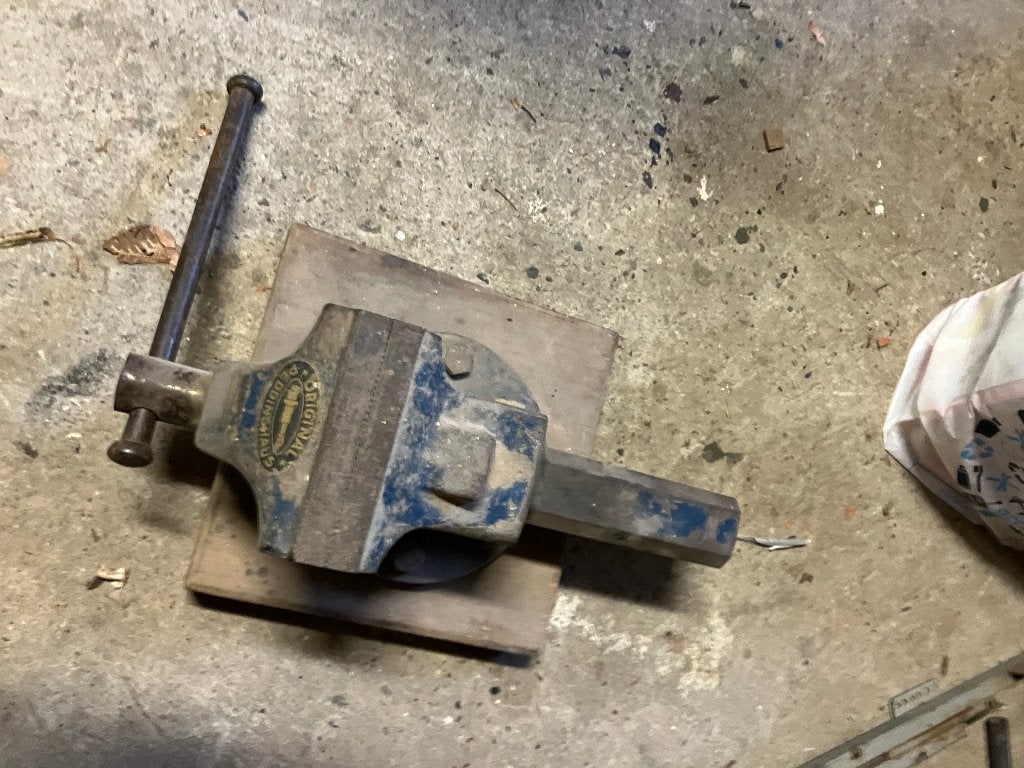 bankschroef record peddinghaus bekbreedte 13,5 cm, Ophalen, Gebruikt, 120 tot 170 cm, Bankschroef