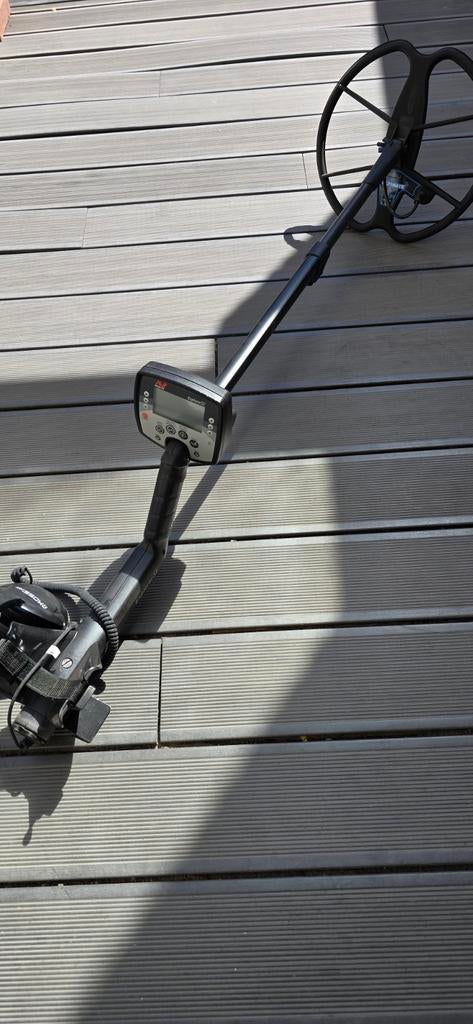 Minelab Explorer SE Metaaldetector met Hoofdtelefoon, Gebruikt, Meer dan 30 cm, Ophalen of Verzenden, Minelab