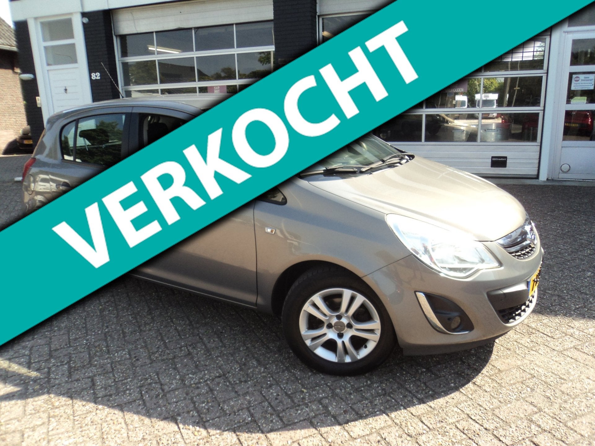 Opel Corsa 1.2-16V Berlin, Voorwielaandrijving, Euro 5, Gebruikt, Zwart