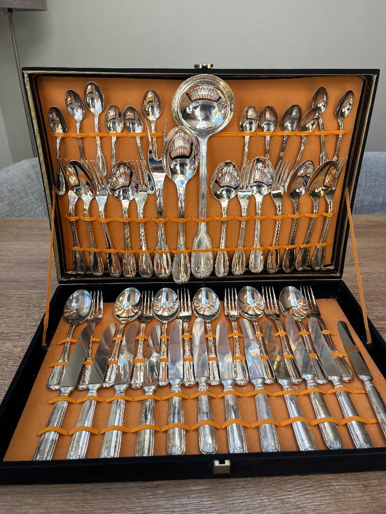 Verzilverde bestekset/cassette uit +/- 1900, Antiek en Kunst, Ophalen