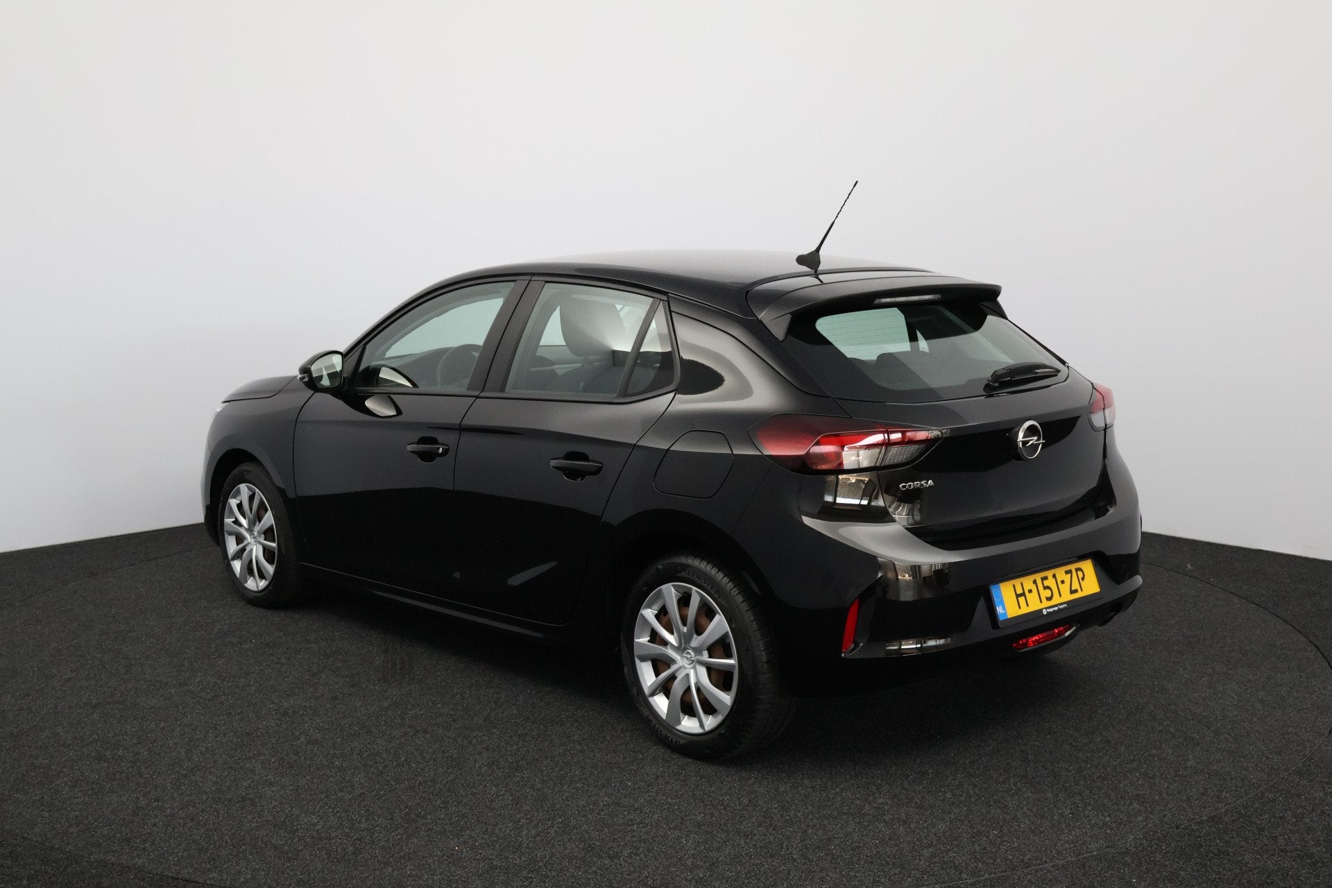 Opel Corsa 1.2 Edition/ Apple + Android/ DAB+/ Navi/ Airco/, Voorwielaandrijving, Gebruikt, Origineel Nederlands, Handgeschakeld