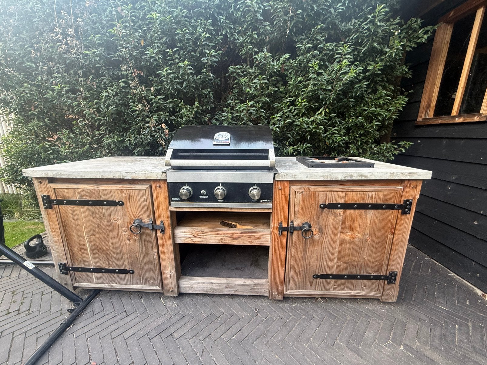 Buitenkeuken bbq moet vervangen worden, Ophalen, Gebruikt, Gas, Inbouw