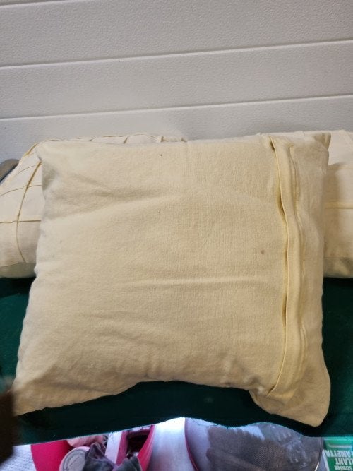 sierkussens creme geblokt drie stuks, Ophalen of Verzenden, 'T Olde Gre-j, Info@toldegrej.nl, Endepoelstraat 20f Didam