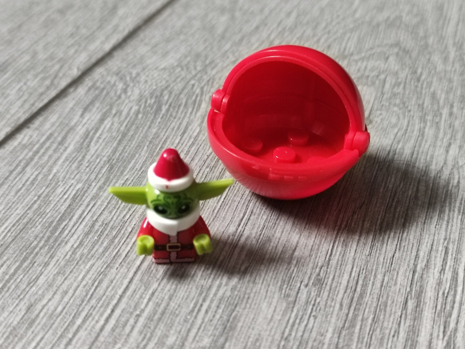 Baby yoda grogu in wieg kerst, Ophalen of Verzenden
