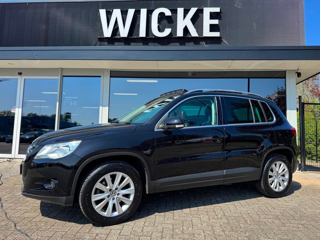 Volkswagen Tiguan 1.4 TSI Trend&Fun 4Motion Leder Panorama C, Auto's, Gebruikt, Zwart, 4 cilinders, Zwart