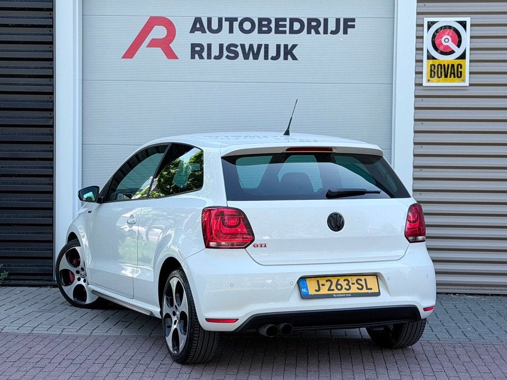 Volkswagen Polo 1.4 TSI GTI Xenon/AppleCarPlay, Auto's, Euro 5, 4 cilinders, Wit, 630 kg