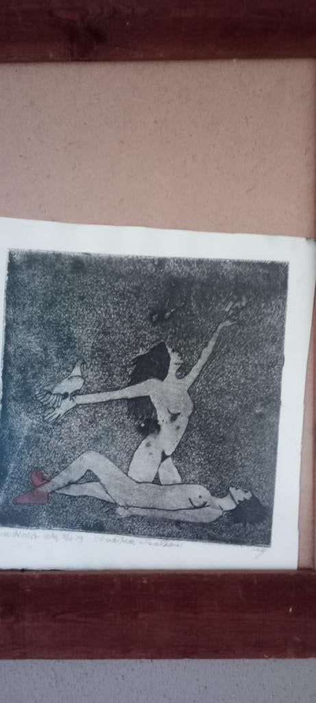 Erotische schilderij Vrouw met vogel en liggende figuur, Antiek en Kunst, Kunst | Etsen en Gravures, Ophalen