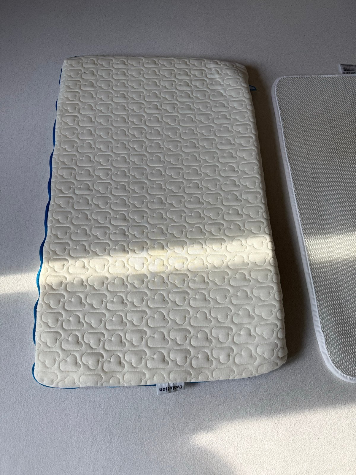 Aerosleep co-sleeper matras en hoeslakens, Ophalen of Verzenden, Zo goed als nieuw, Minder dan 140 cm, Matras