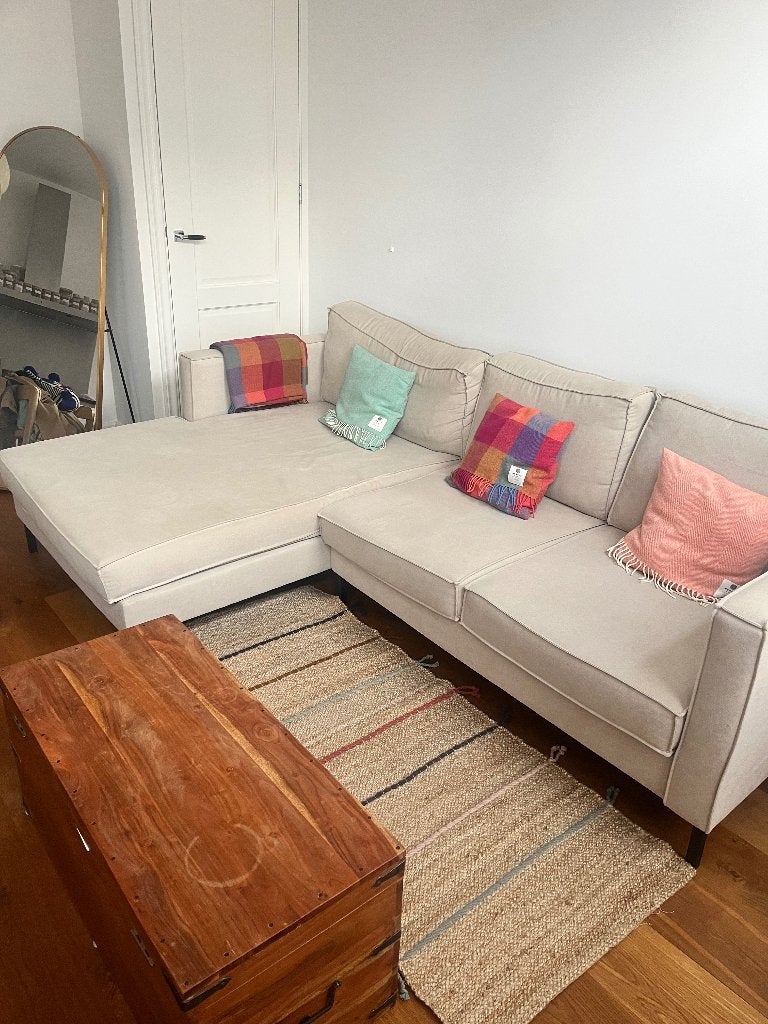 Beige L-shaped sofa with warranty, Overige materialen, Ophalen of Verzenden, Zo goed als nieuw, 150 cm of meer