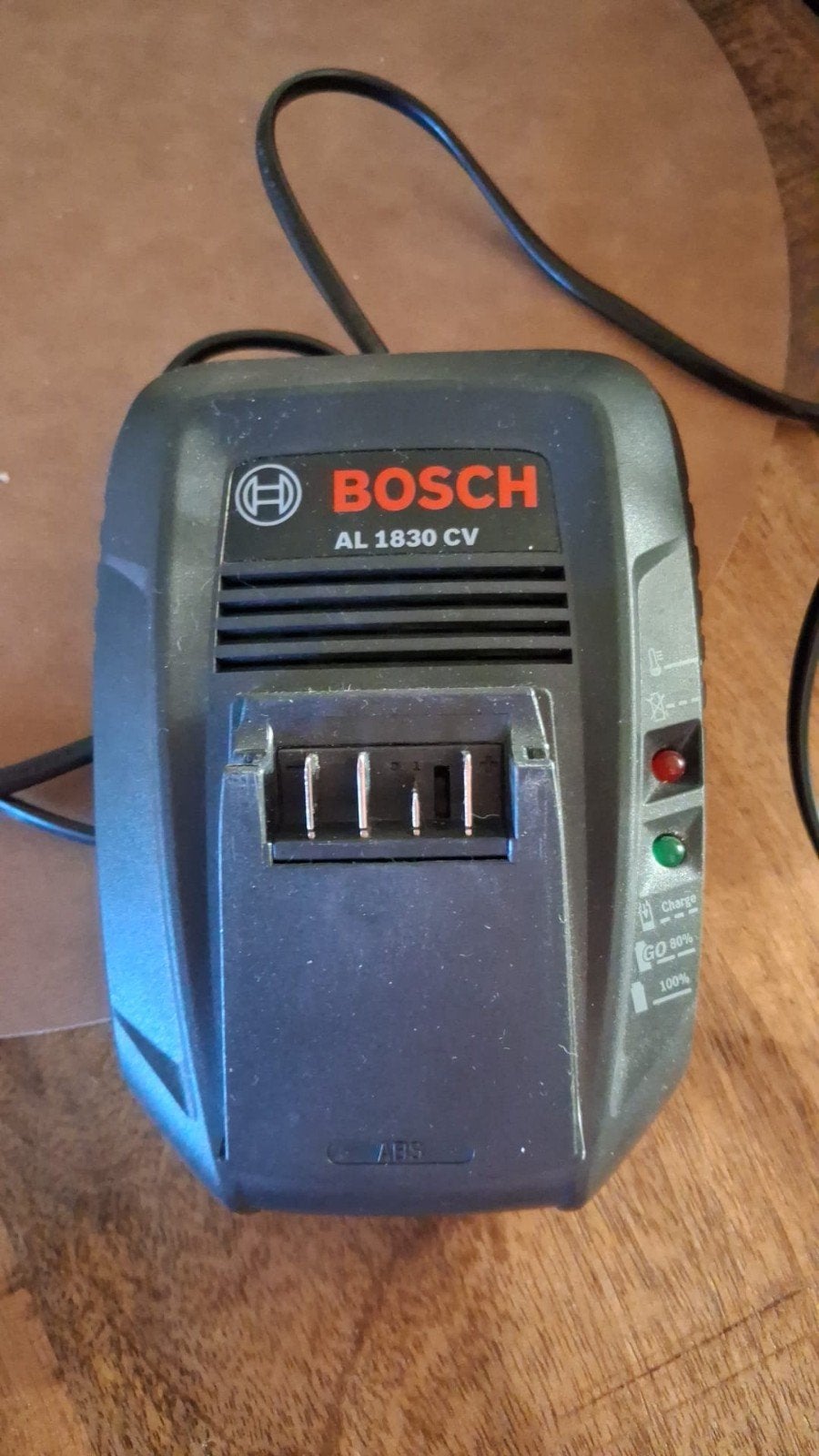 Bosch accu lader, Ophalen of Verzenden, Zo goed als nieuw