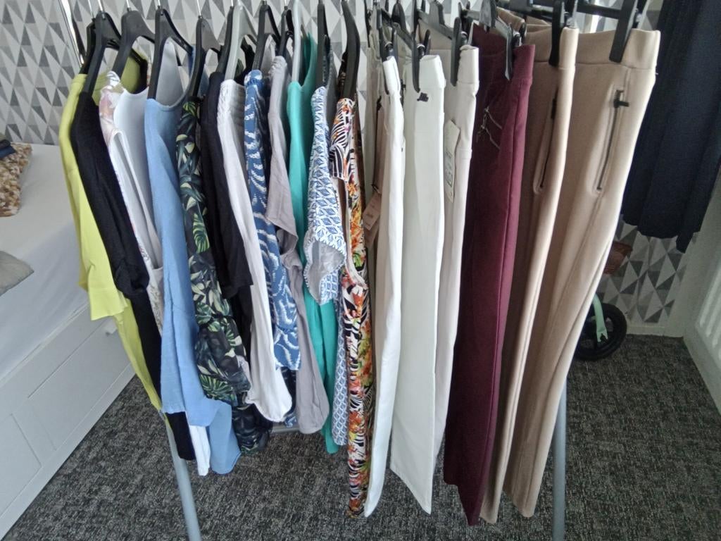 Dames kleding, Ophalen, Nieuw, Maat 46/48 (XL) of groter