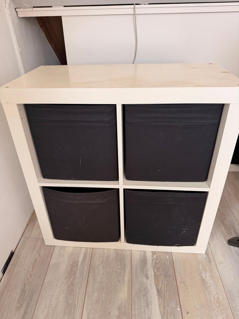 2x IKEA KALLAX kast, 4 en 8 vakken met accessoires, Huis en Inrichting, Kasten | Overige, Zo goed als nieuw, Ophalen of Verzenden