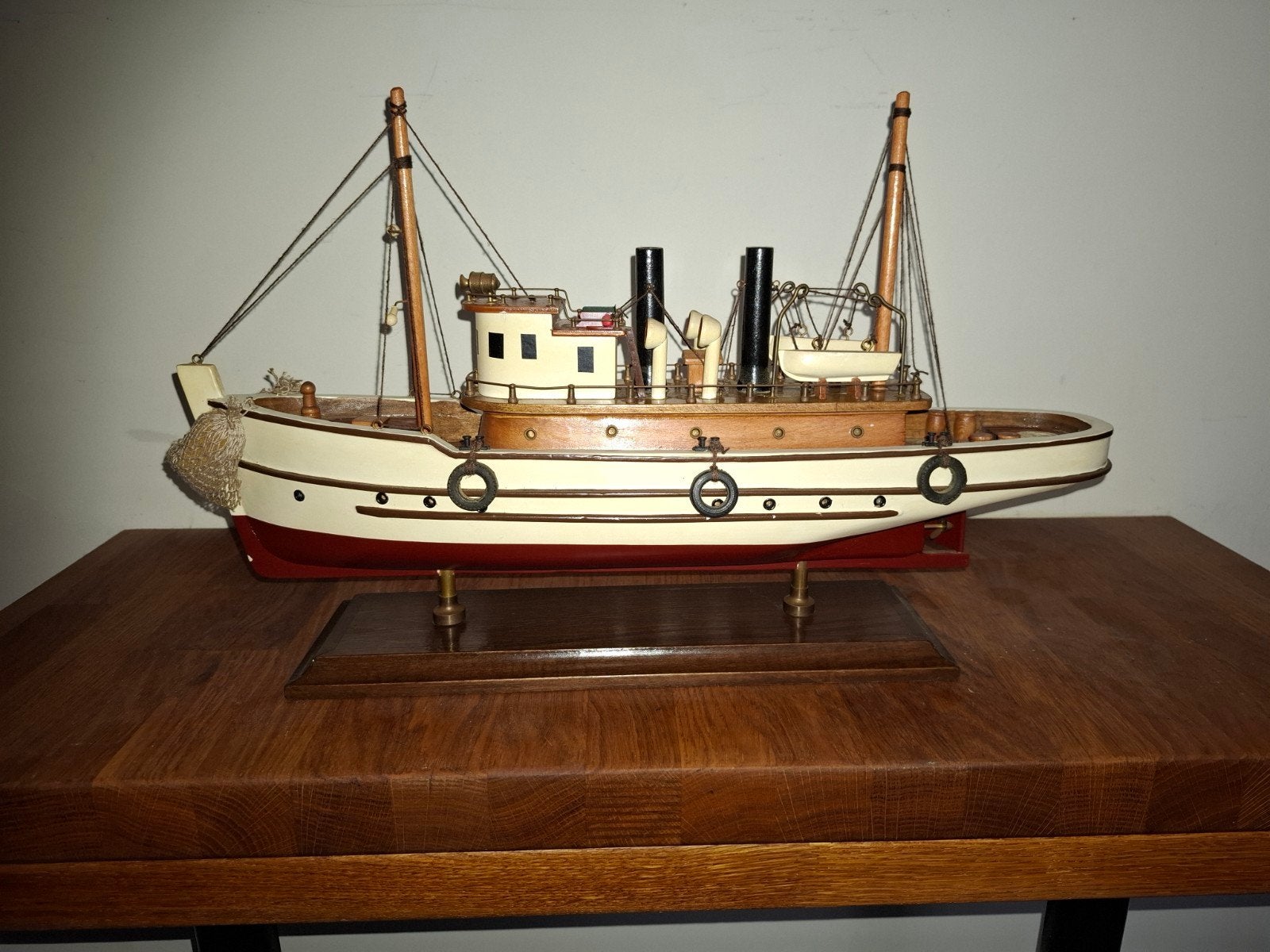 Gedetailleerd Model Sleepboot - Houten Scheepsmodel, Hobby en Vrije tijd, Ophalen of Verzenden, Gebruikt, Groter dan 1:32, Overige merken