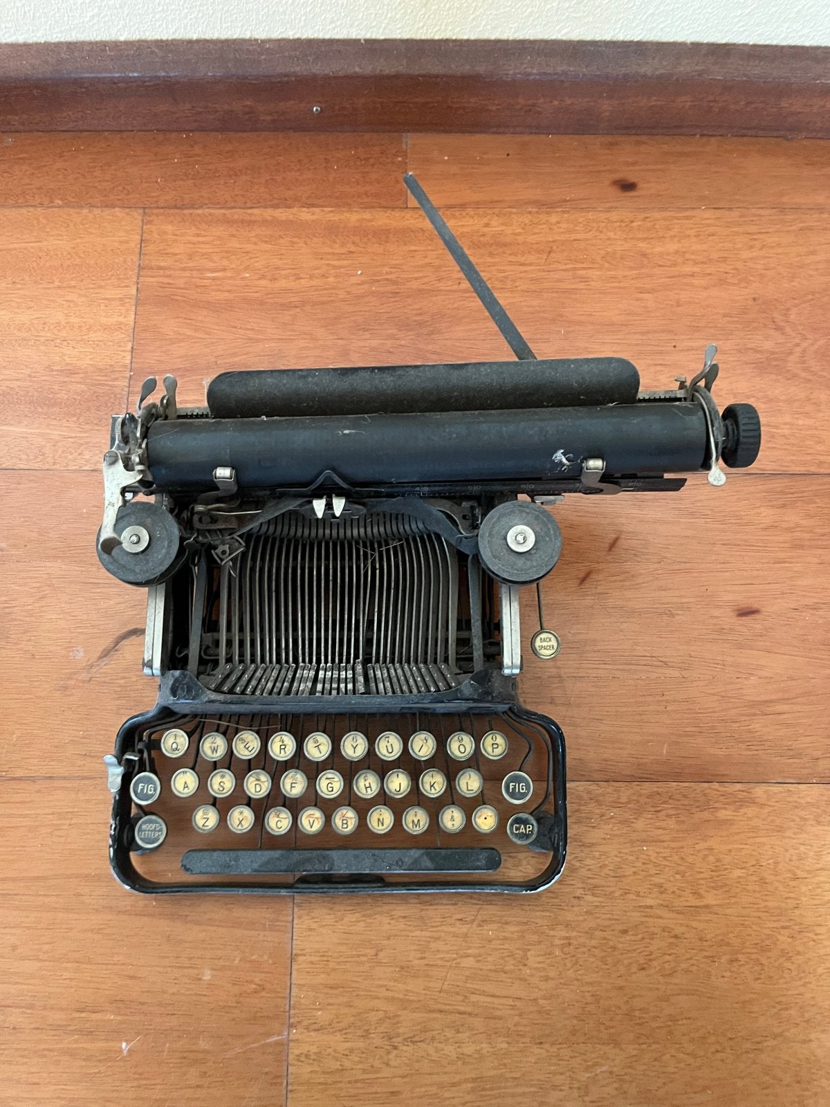 Antiek/ vintage Typmachine merk Corona., Ophalen