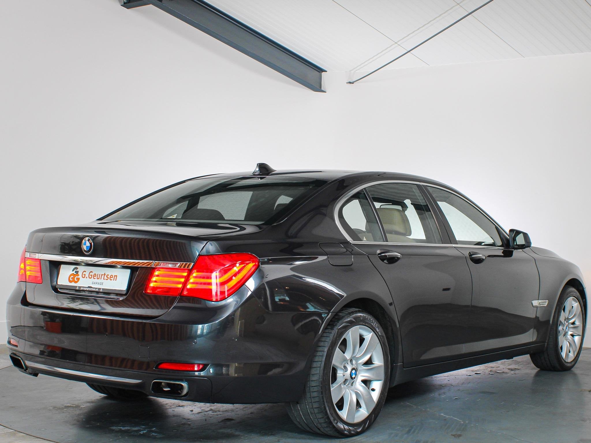 BMW 7-serie 750i High Executive Softclose, Leder, Memory, Sc, Automaat, Achterwielaandrijving, Gebruikt, 8 cilinders