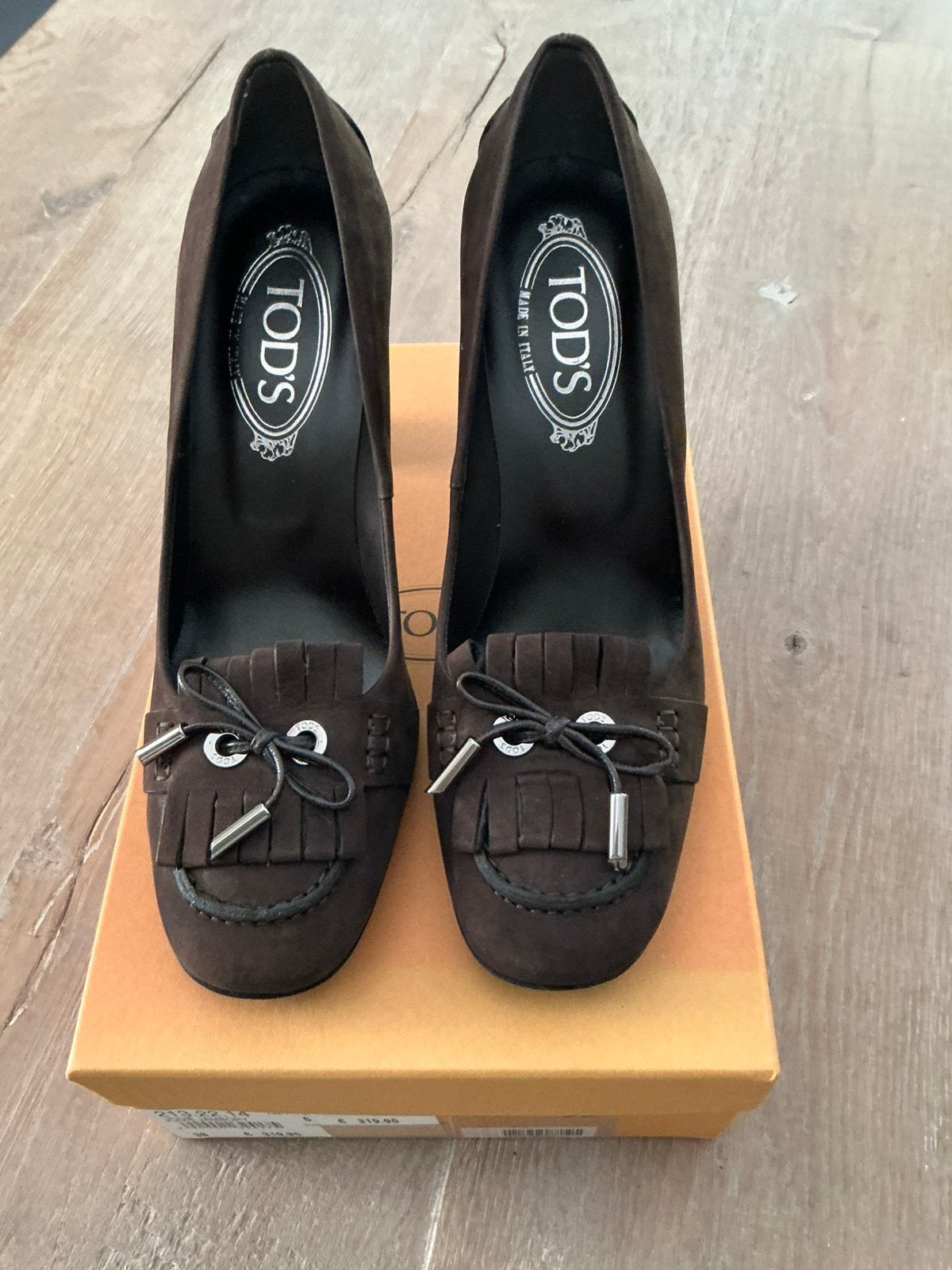Tods damesschoenen chocolade bruin nieuw- maat 38, Kleding | Dames, Bruin, Nieuw, Ophalen of Verzenden, Schoenen met hoge hakken