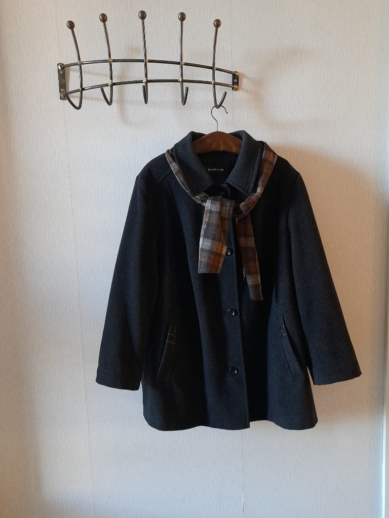 Barbara Lebek winterjas, Ophalen, Maat 46/48 (XL) of groter, Zo goed als nieuw, Barbara Lebek
