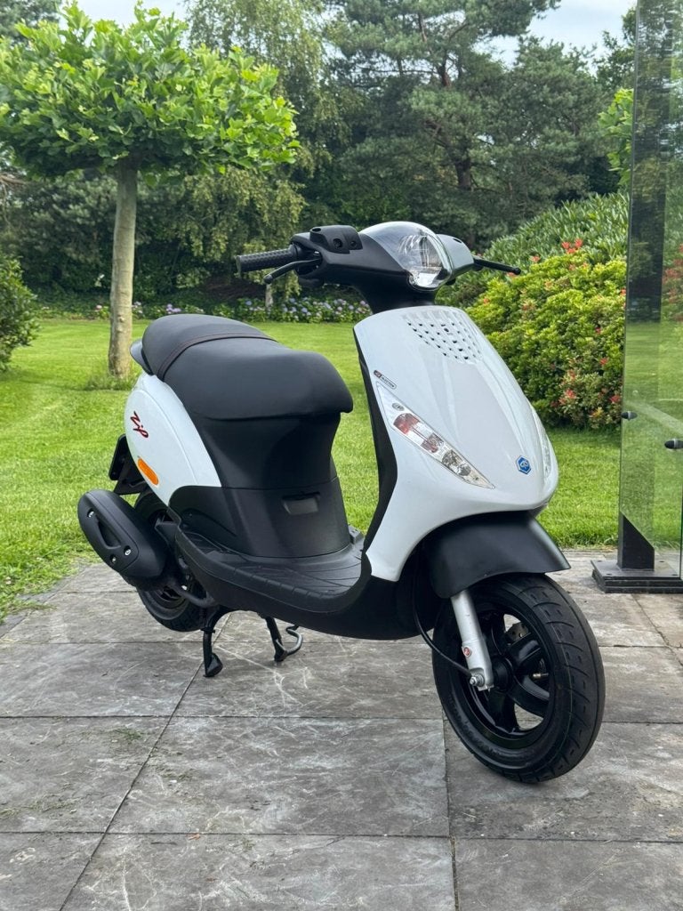 ⭐️Piaggio zip 4 takt iget brom 1100 km NIEUWSTAAT⭐️, Fietsen en Brommers, Niet ingevuld, Niet ingevuld, Niet ingevuld
