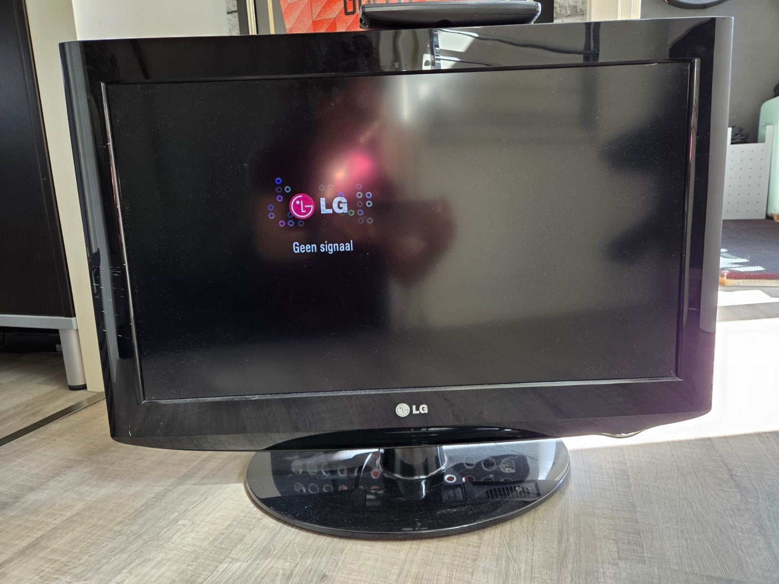 LG 26LH2000 LCD TV - 66 cm (26 inch) HD Ready, Ophalen, Gebruikt, 50 Hz, LG