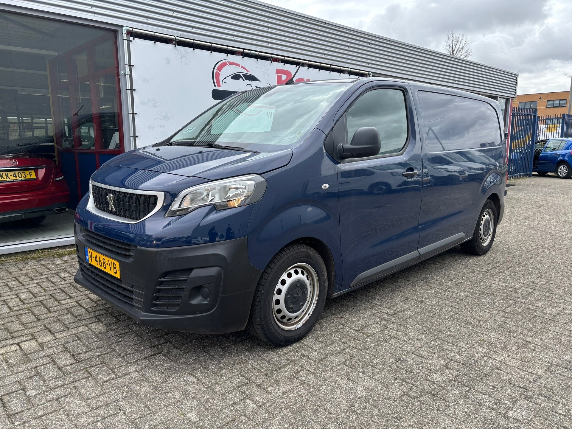 Peugeot Expert 226S 1.6 BlueHDI 95 Premium, Auto's, Voorwielaandrijving, Stof, Gebruikt, Blauw