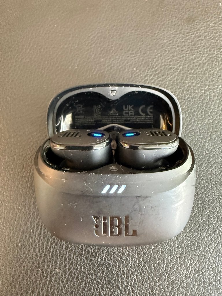 JBL Tune Buds 2 Black Wireless Earbuds, Gebruikt, Zwart, Ophalen of Verzenden, JBL