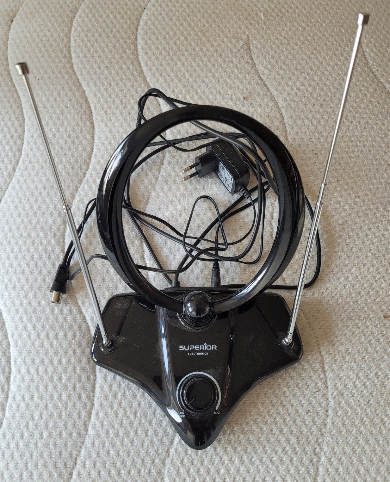 Superior NAI-001 Digitale Binnenhuis TV Antenne, Ophalen of Verzenden, Zo goed als nieuw, (Schotel)antenne, Overige merken