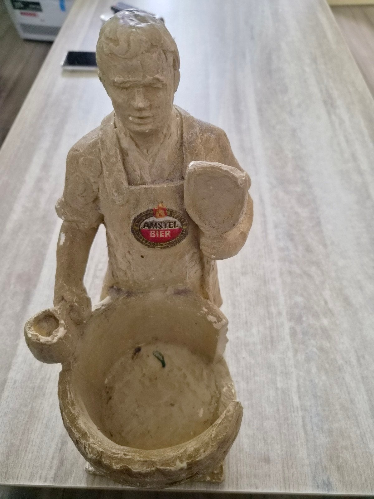 Vintage Amstel Bier beeldje met bakje, Ophalen of Verzenden, Gebruikt, Overige typen, Amstel