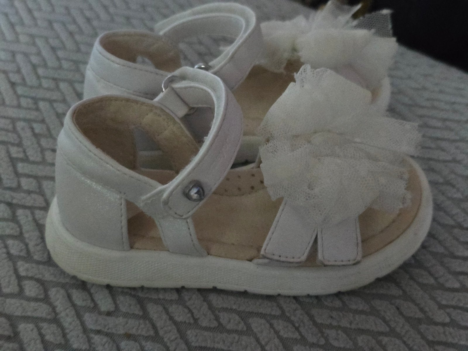 Mayoral Witte Meisjessandalen Maat 23 met Strikjes, Kinderen en Baby's, Kinderkleding | Schoenen en Sokken, Gebruikt, Mayoral