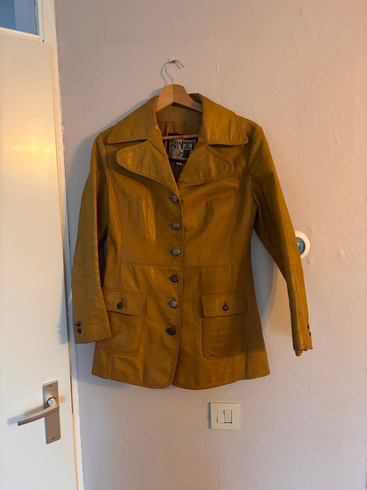 Vintage House of Hide Leren Jas Jaren '70 - Maat 36, Kleding | Dames, Ophalen of Verzenden, Zo goed als nieuw, Maat 36 (S), Geel