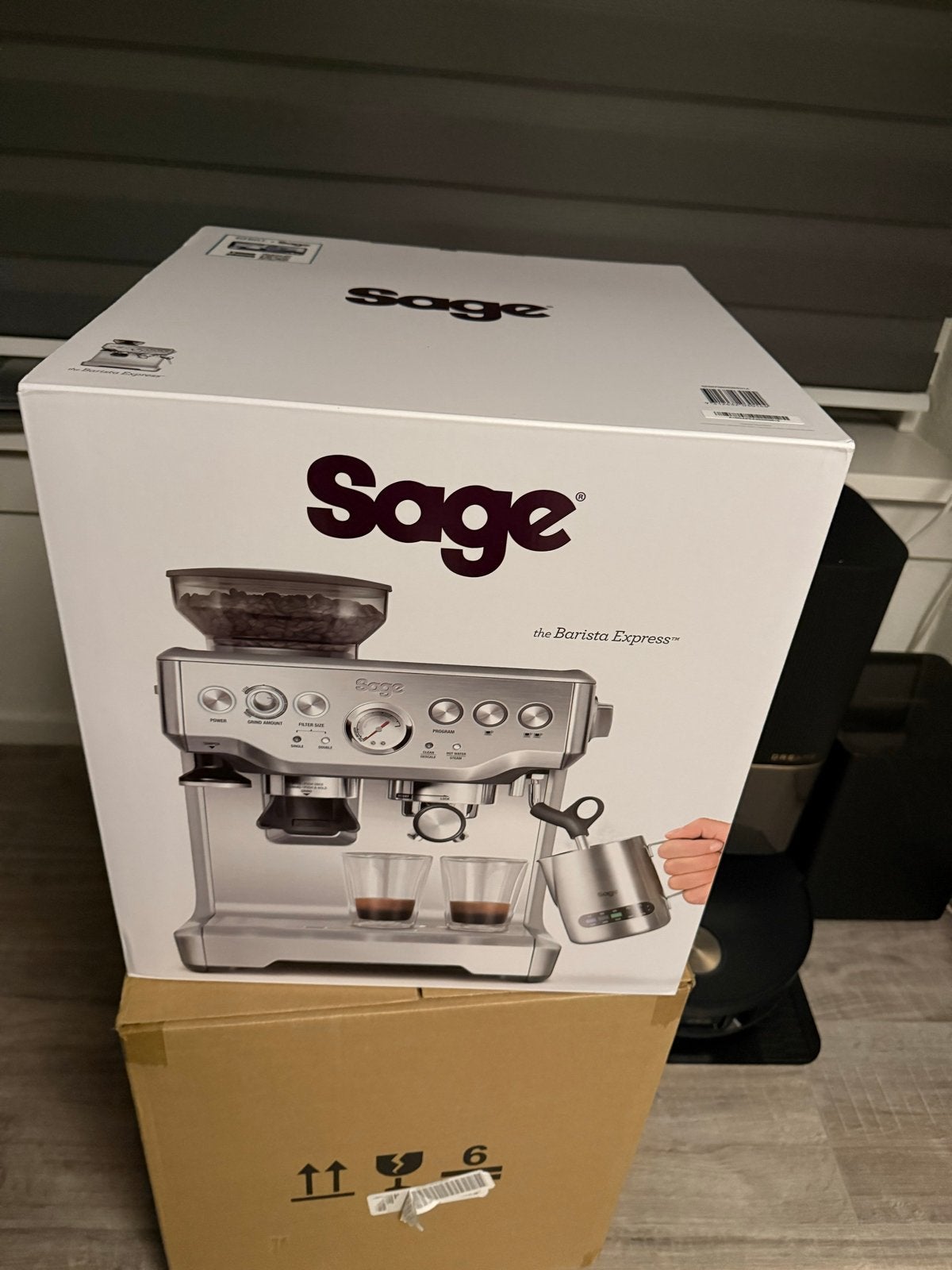 Sage Barista Express Espressomachine - Nieuw in doos, Ophalen, Afneembaar waterreservoir, Espresso apparaat, Nieuw