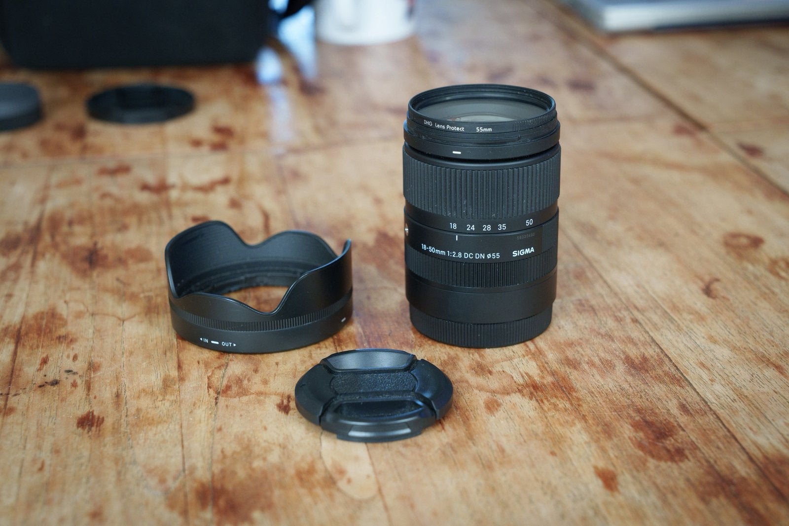 Sigma 18-50mm f/2.8 Sony E-Mount + UV filter, 7 maanden oud, Audio, Tv en Foto, Fotografie | Lenzen en Objectieven, Ophalen, Zo goed als nieuw