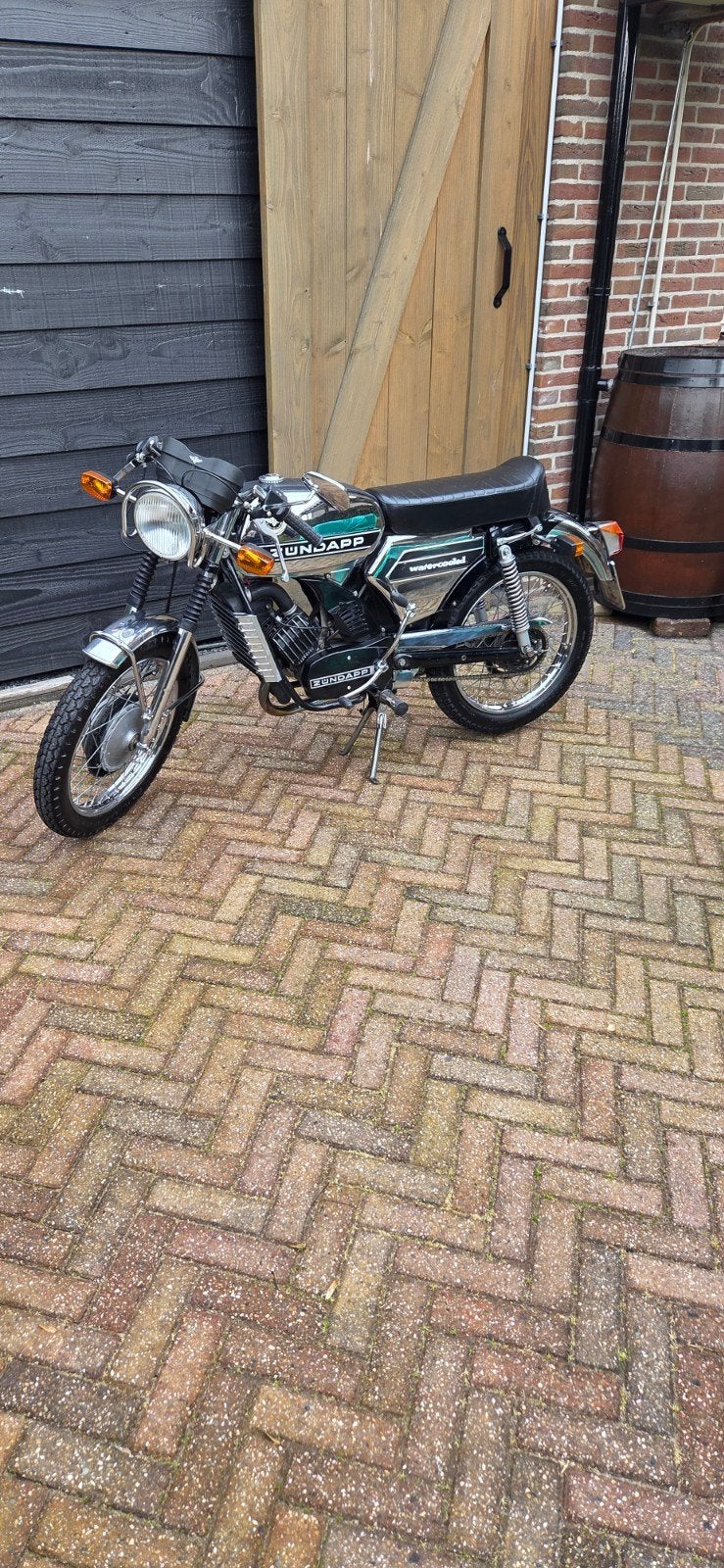 zundapp 517 watercooled (m2454836568) — Brommers | Zundapp — Marktplaats