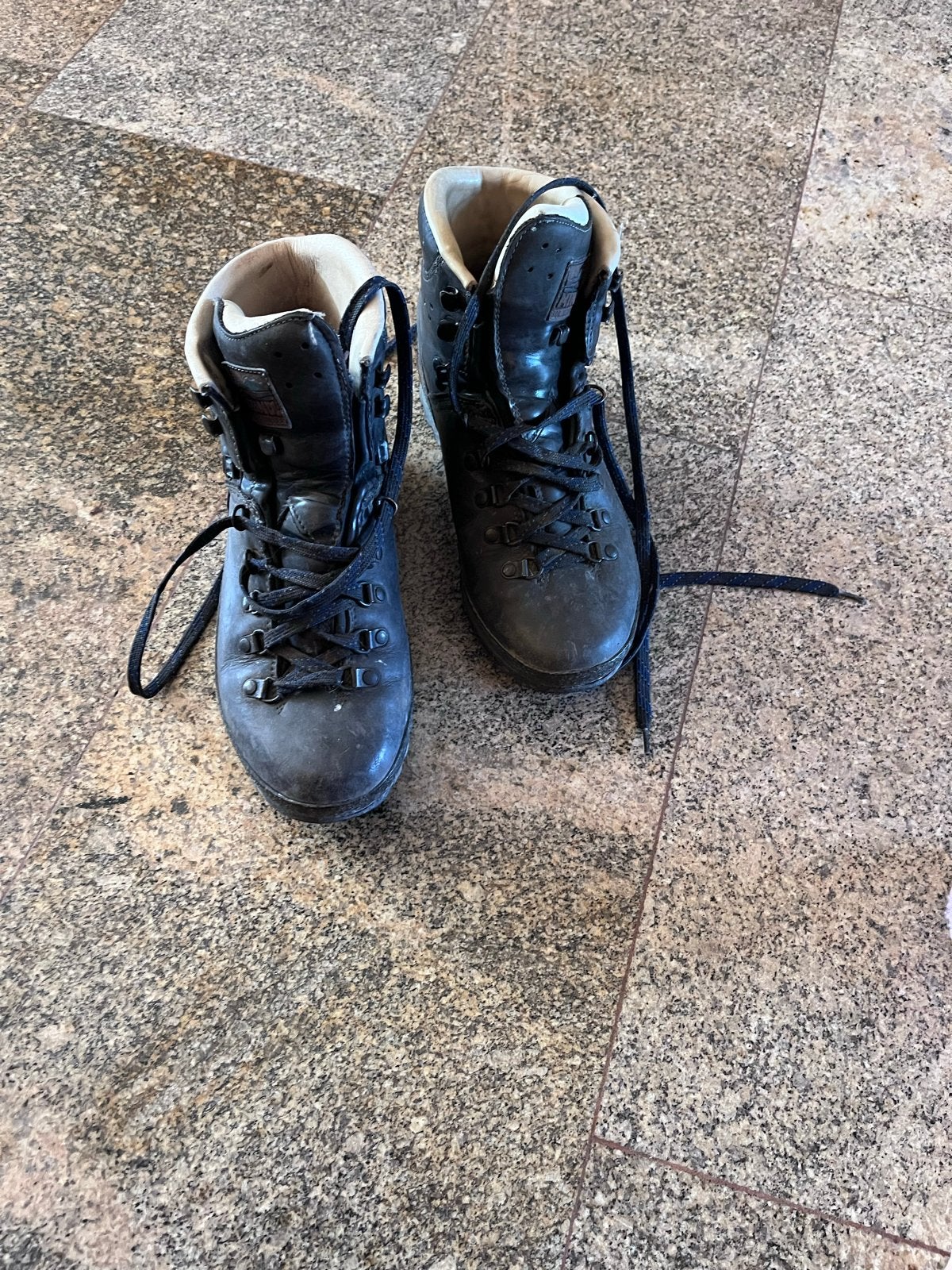 Meindl Wandelschoenen Maat 39 - Donkerblauw, Ophalen, Gebruikt, Schoenen