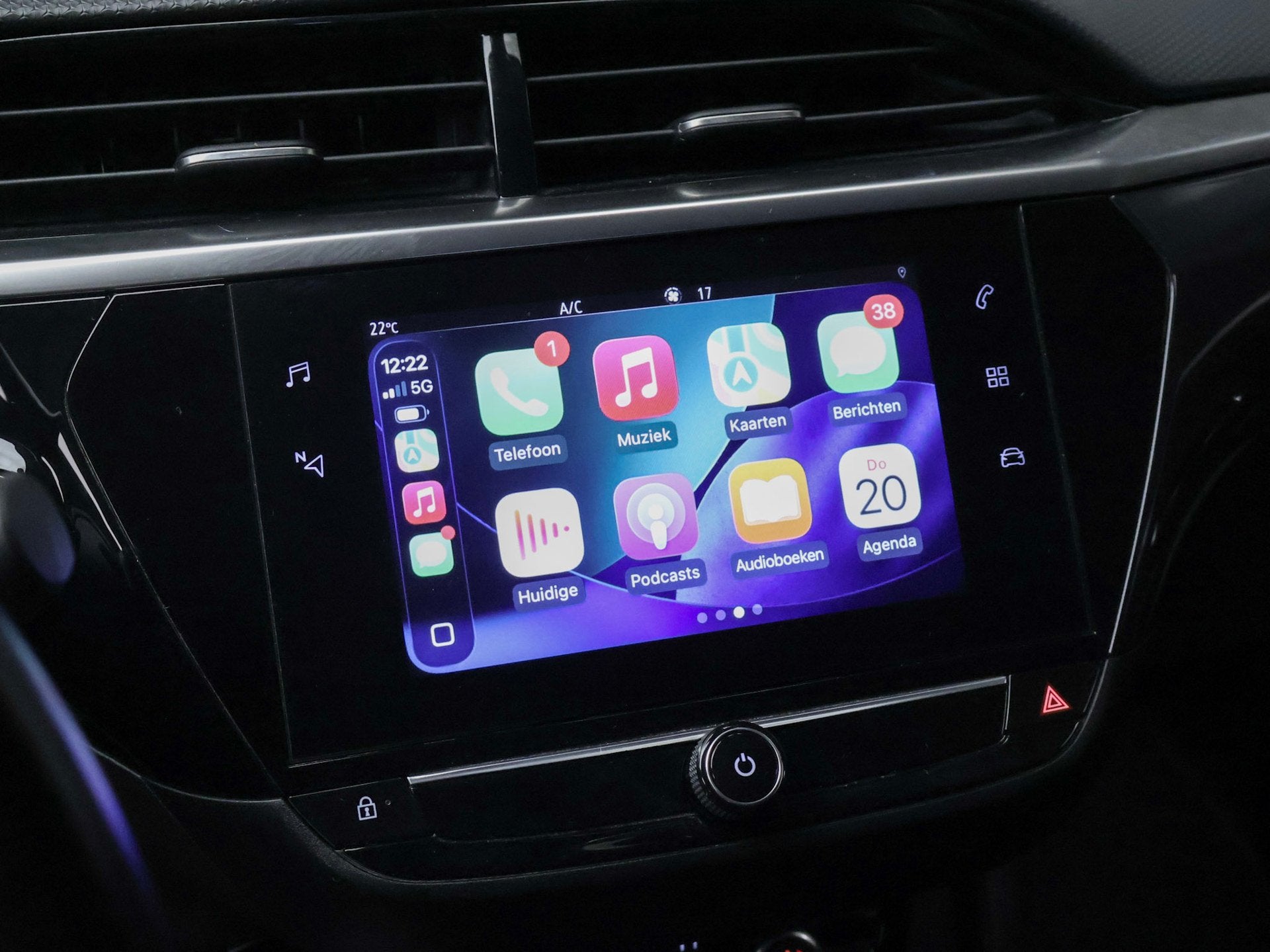 Opel Corsa-e Elegance 50 kWh Sport (APPLE CARPLAY,NAVI,PDC,D, Auto's, Opel, 330 km, 136 pk, Gebruikt, Zwart
