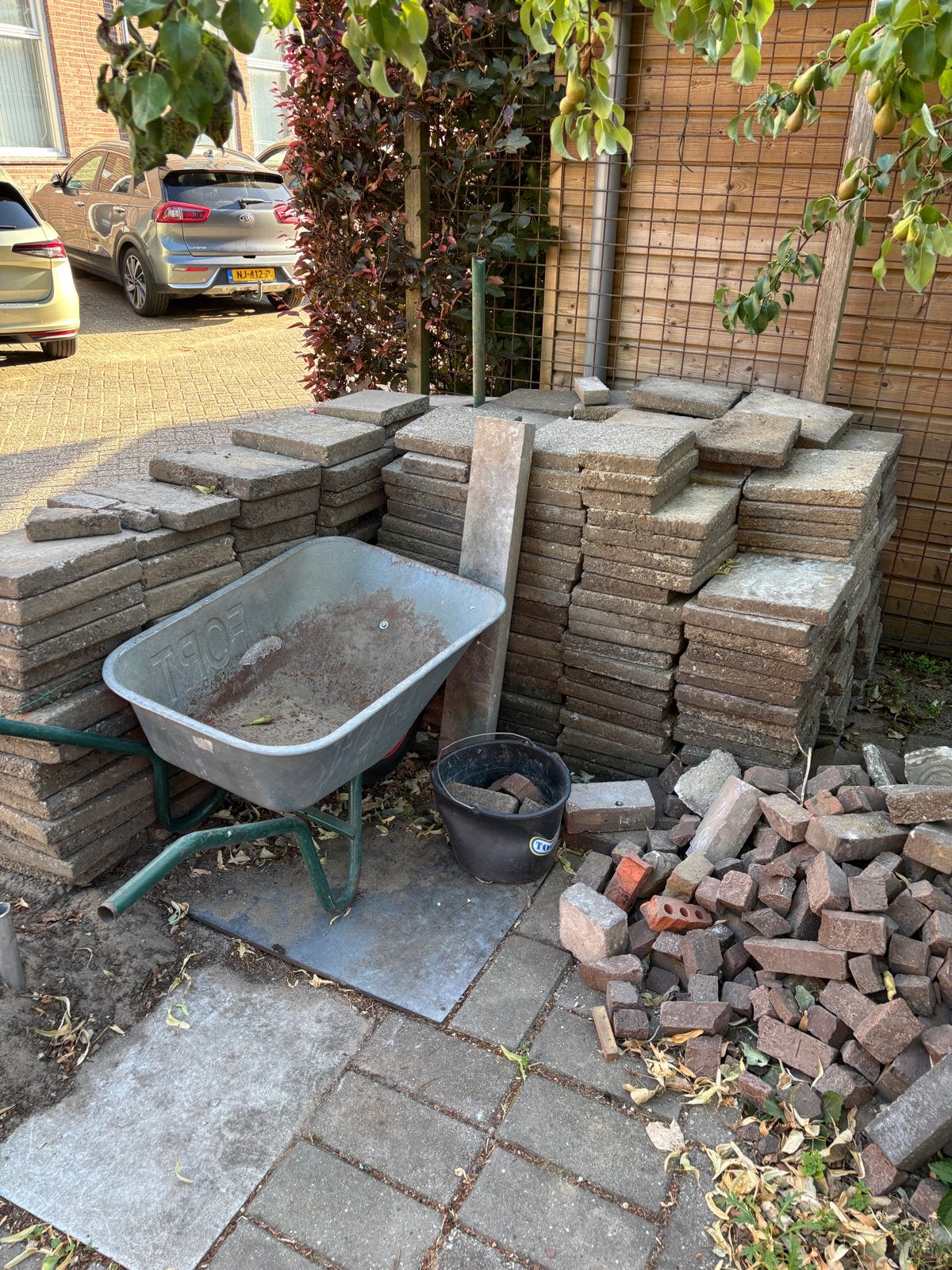 Gratis af te halen stoeptegels, Ophalen, Gebruikt, 10 m² of meer, Beton