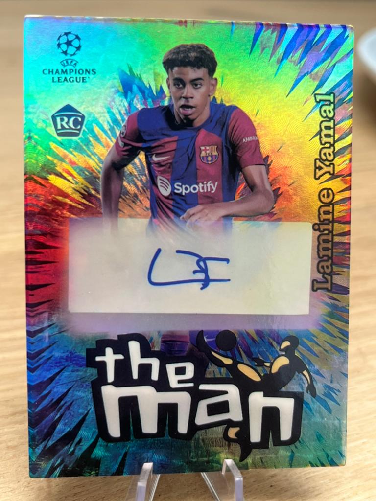Lamine Yamal Topps Finest UCL & UEL 2023/24 Autograph Kaart, Ophalen of Verzenden, Zo goed als nieuw, Buitenlandse clubs, Spelerskaart