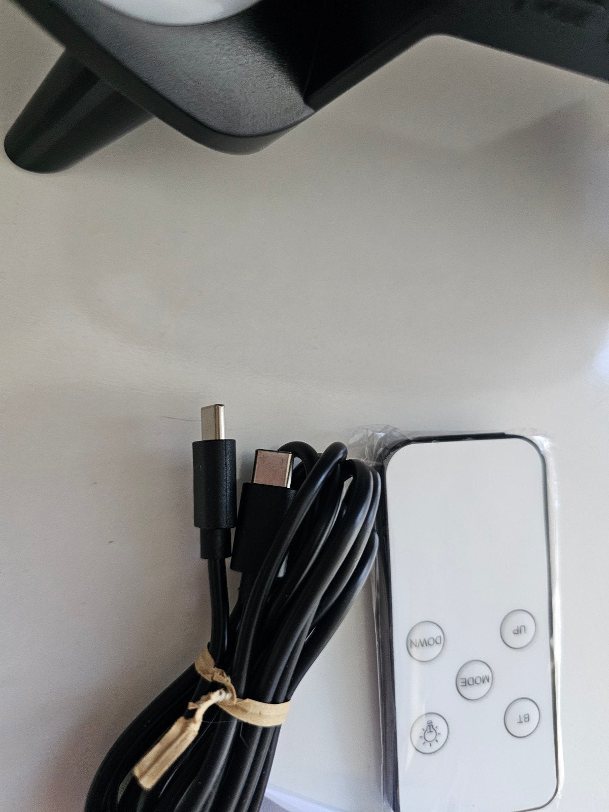 Multifunctionele wekker met draadloos opladen en licht, Witgoed en Apparatuur, Ophalen, Nieuw, Digitaal
