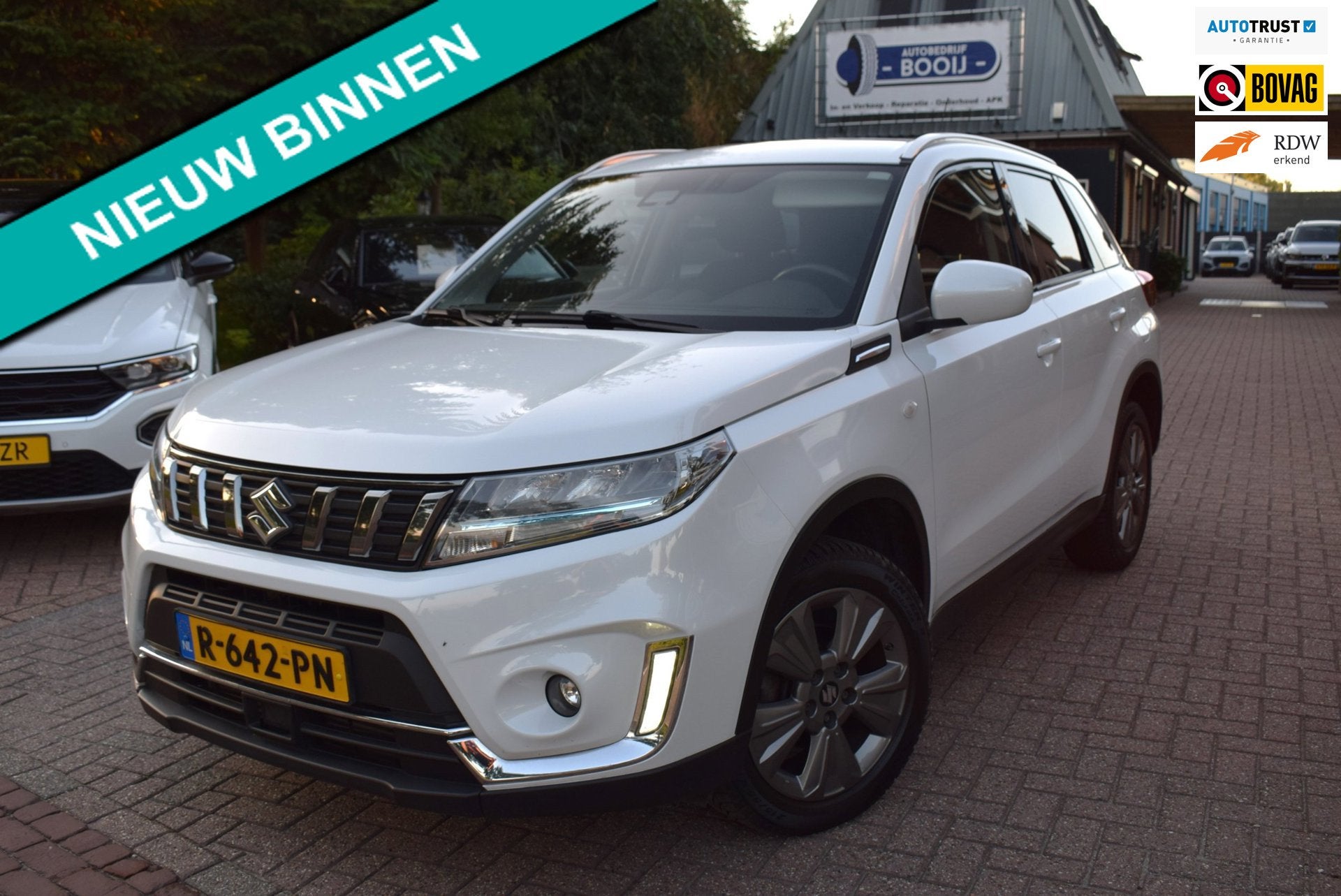 Suzuki Vitara 1.4 Boosterjet Select Smart Hybrid ADAP CRUISE, Auto's, Dealer onderhouden, Stof, Gebruikt, 4 cilinders