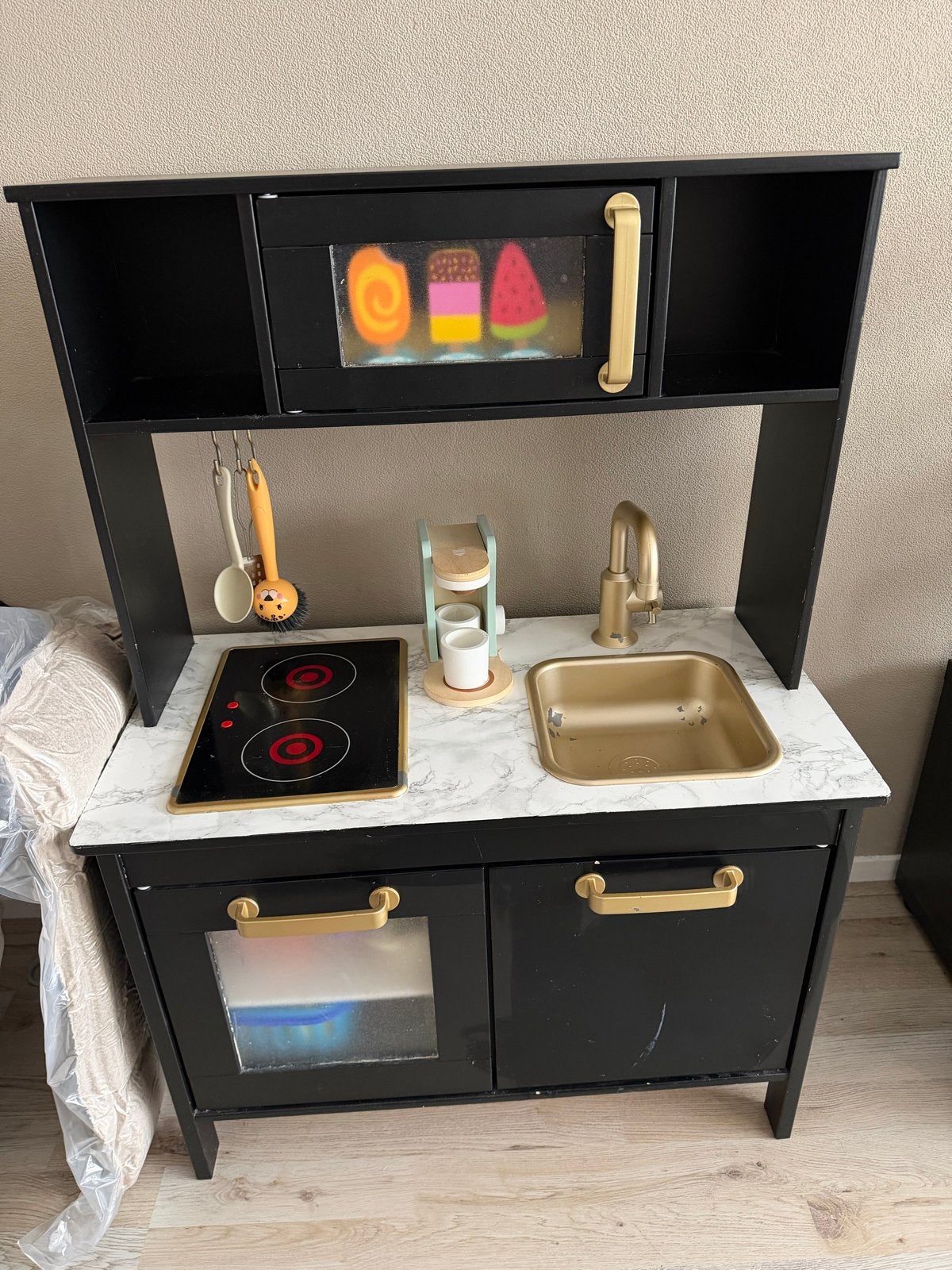 IKEA Speelgoedkeuken - Zwart met gouden accenten, Ophalen, Gebruikt, Hout, Speelkeuken