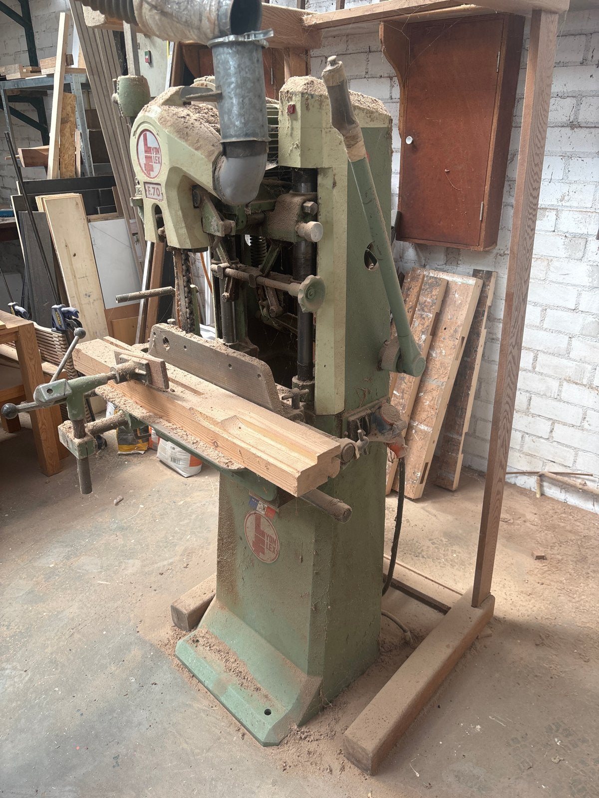 Yonlex Houtbewerkingsmachine - Pen- en Gatsteekmachine, Ophalen of Verzenden