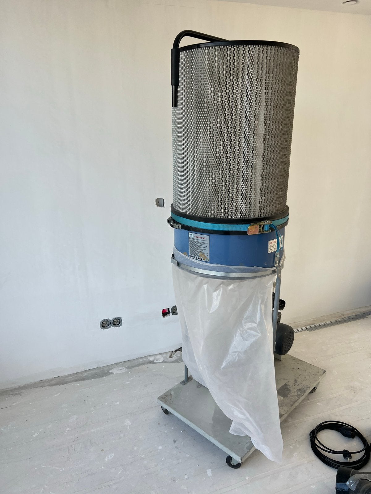 HBM 200 Profi Stofafzuiginstallatie - 230V met accessoires, Ophalen, Gebruikt, Afzuiger