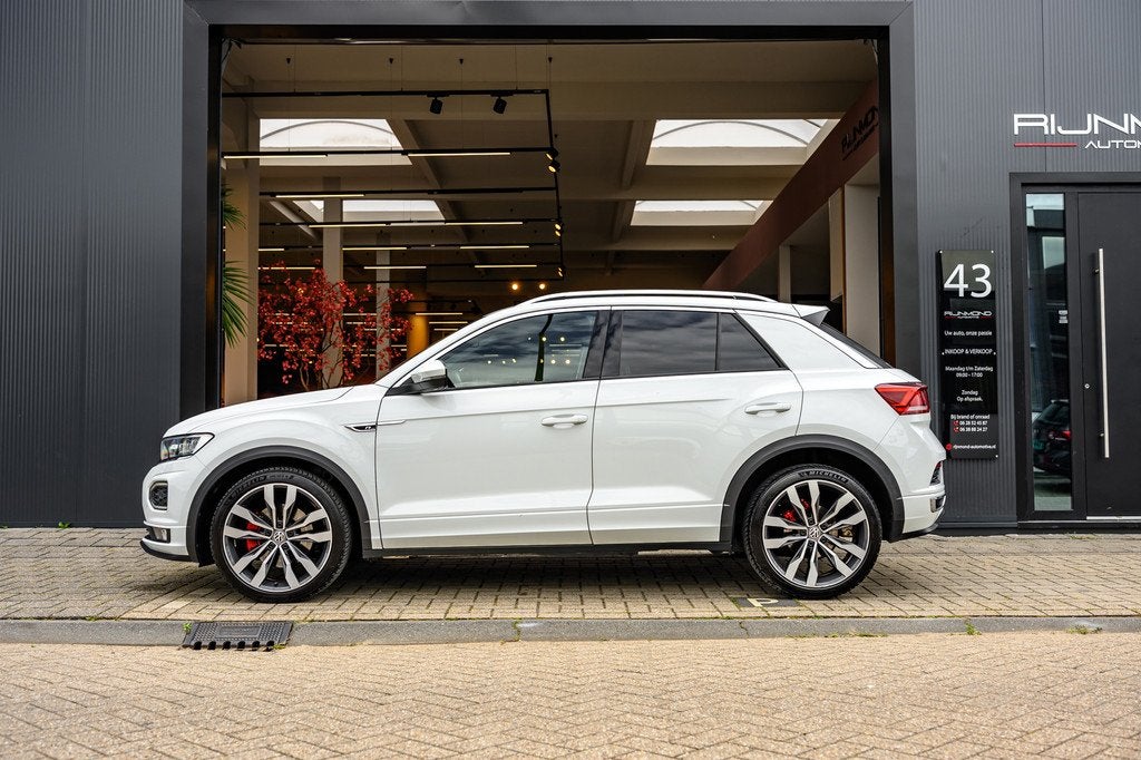 Volkswagen T-Roc 1.5 TSI Sport Business R-Line| Pano | Acc |, Stof, 4 cilinders, 150 pk, Wit