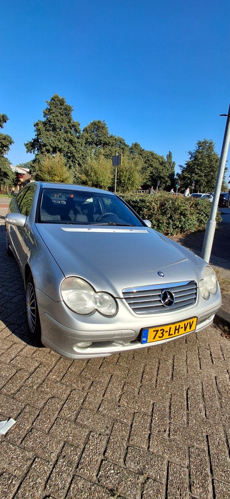 Mercedes-Benz C-Klasse .uniek.!!! kilometers. 118.000.km !!!, Auto's, 4 stoelen, 1796 cc, 75 €/maand, Handgeschakeld