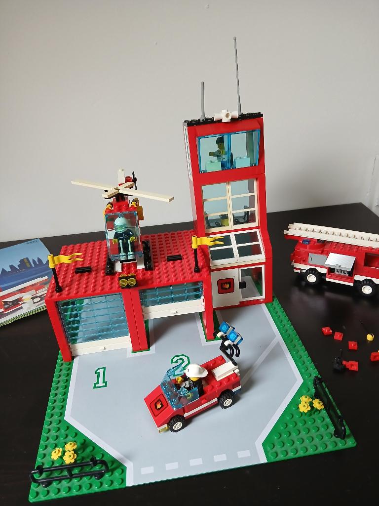 LEGO System brandweerkazerne 6571, Gebruikt, Lego, Ophalen of Verzenden, Inclusief instructies