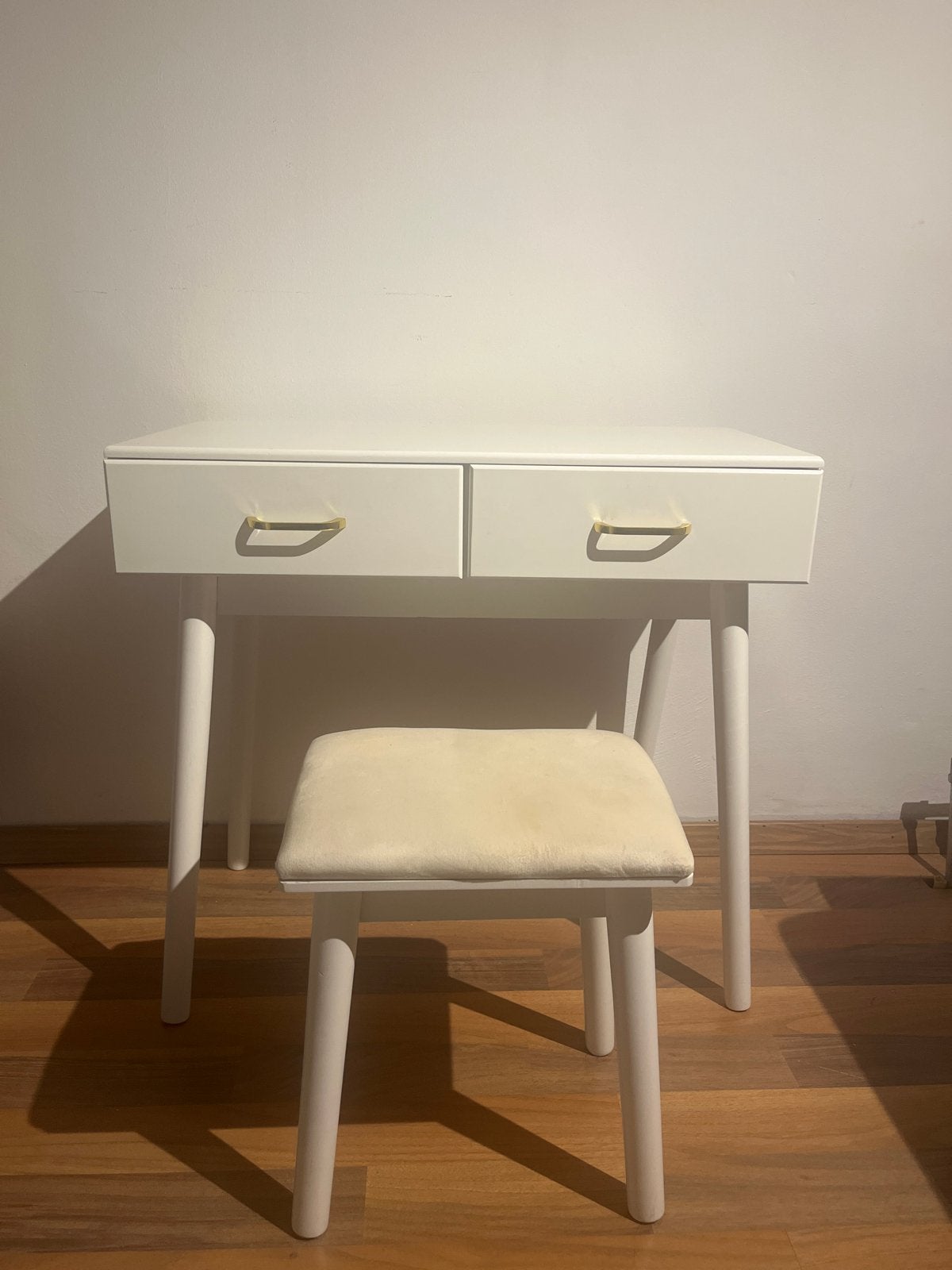 Witte make-up tafel met krukje, Zo goed als nieuw, Minder dan 100 cm, Hout, 50 tot 100 cm