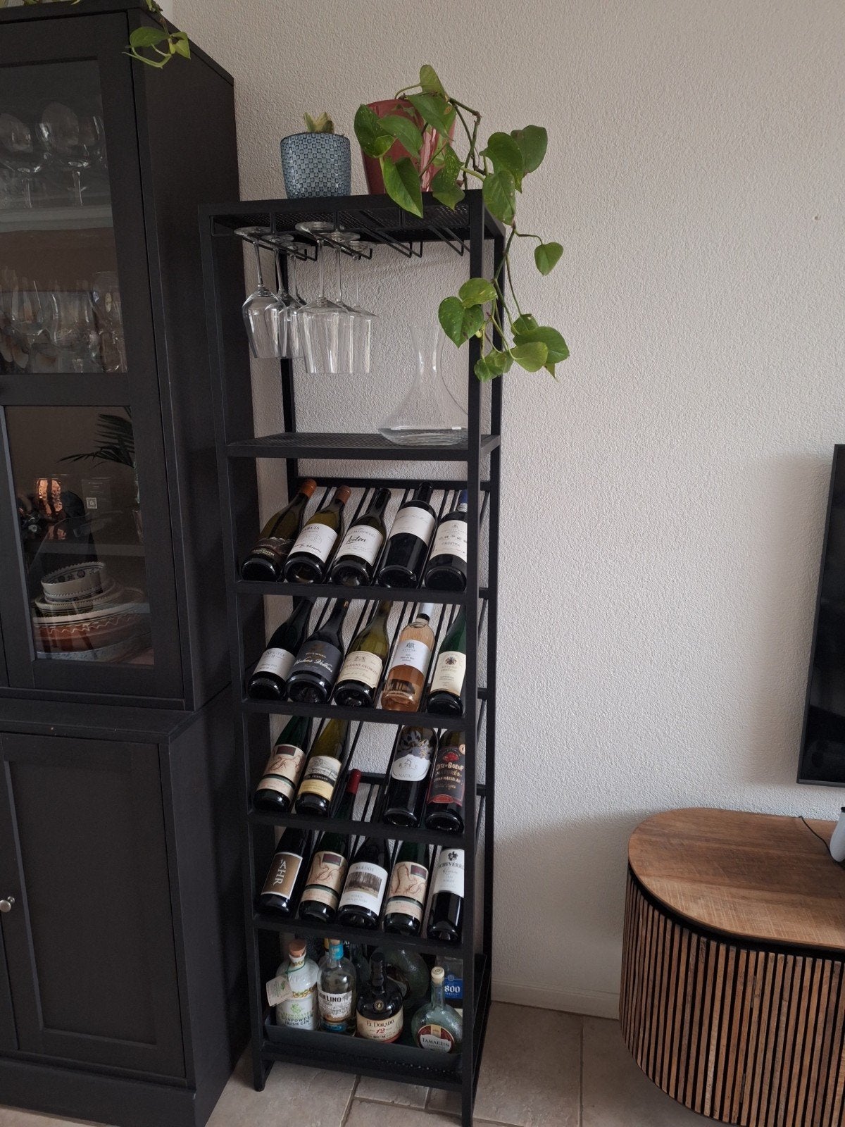 Wijnkast metaal (merk: Zuiver), Ophalen, Zo goed als nieuw